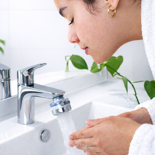 Filtro alcavida Glow para el lavamanos chica con piel sensible .png